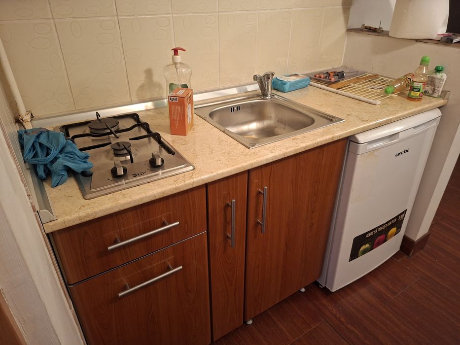 Mobilă bucătărie completă cu electrocasnice, funcțională 1.6m