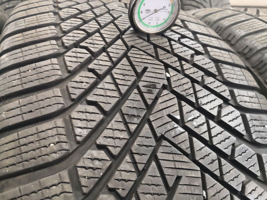 285 40 22 цола гуми Pirelli dot 22 4 броя