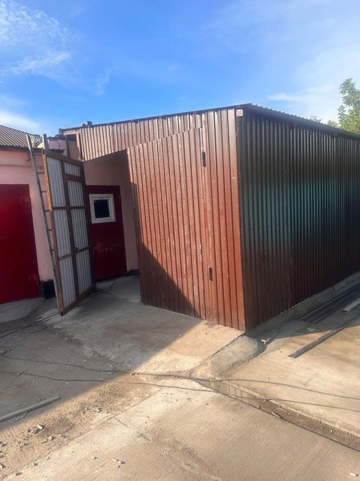 Строители универсалы-монтажники