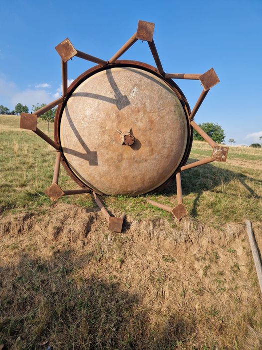 Vand cisterna(rezervor) apa de 19000 litri,stare foarte buna