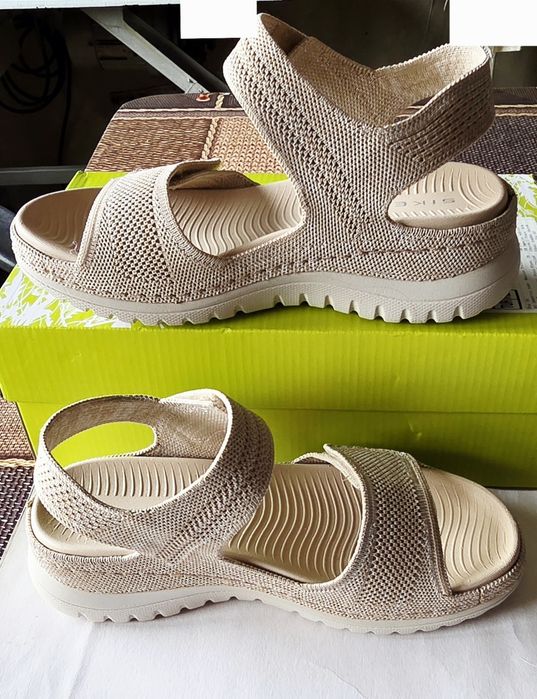 Дамски летни сандали