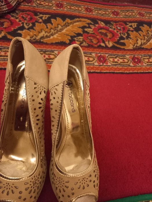 Туфли новые продаётся