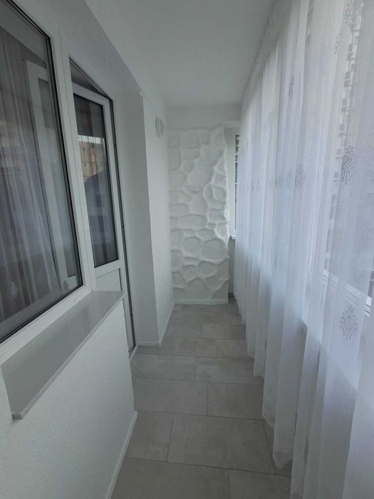 Inchiriez 2 camere central zona hotel Balada