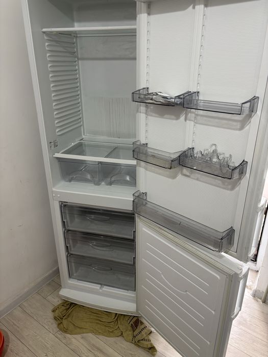 Холодилник сатылымда