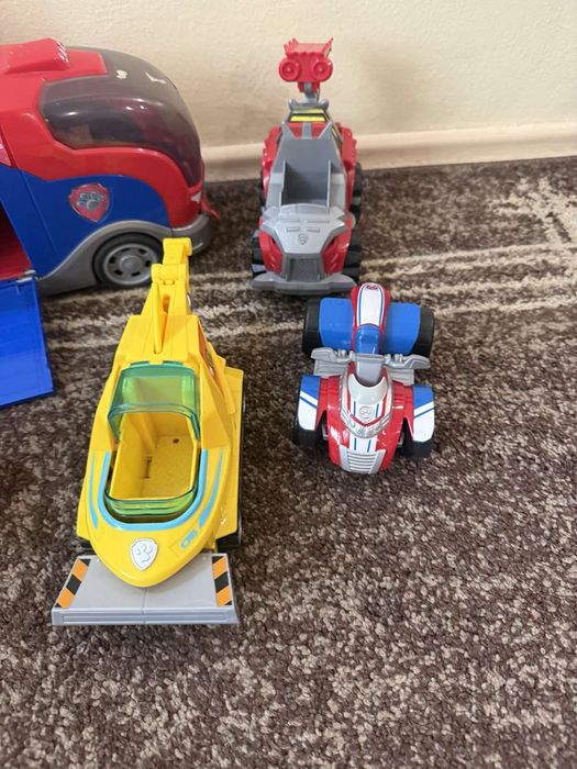 Детски играчки Камиона/База+ други  на Пес Патръл/Paw Patrol