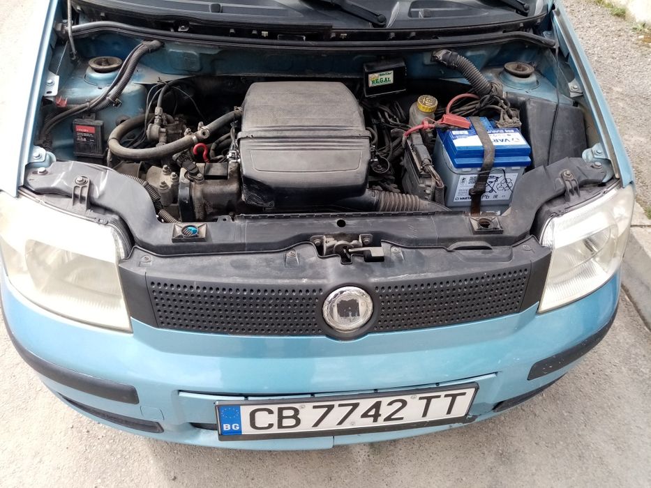 Продавам лек автомобил фият панда газ /бензин, ела. стъкла, нова газов