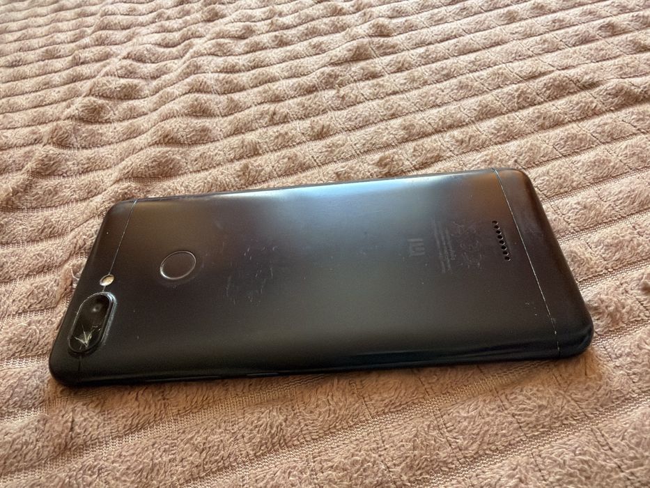 Телефон Xiaomi Redmi 6