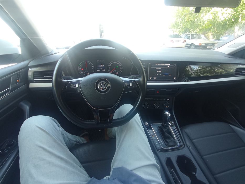 Volkswagen E Lavida