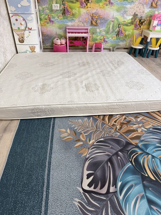 Продам матрас Б/У