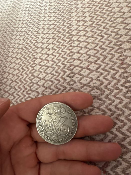 Монеты серебряные  1740 года