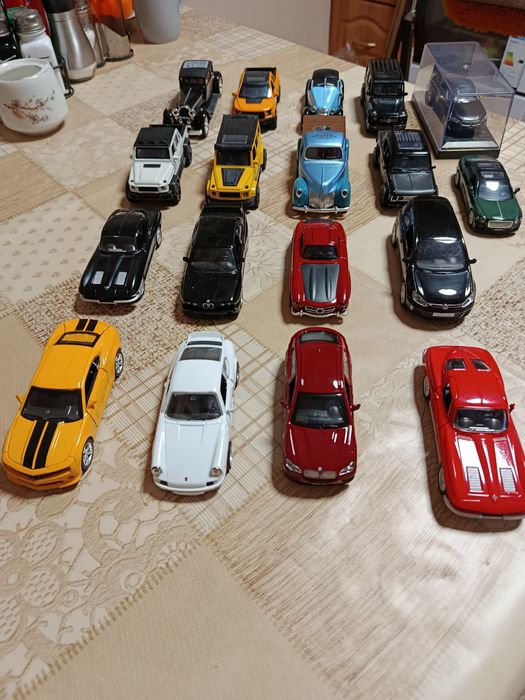 Колекционерски колички 1/43