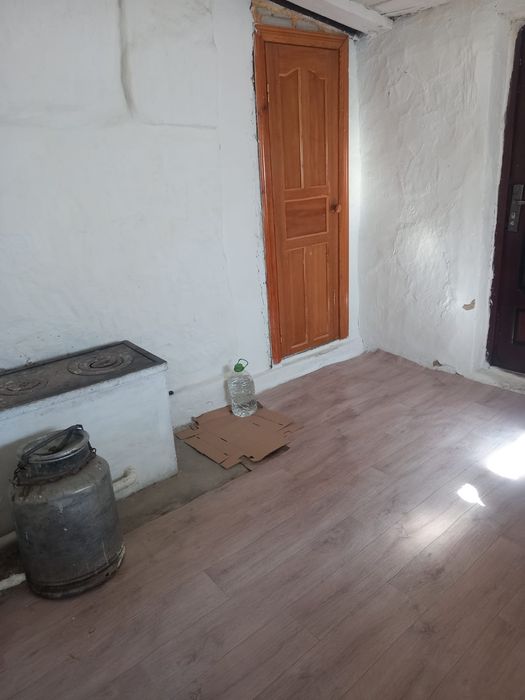 Уй сатылады Абай кошесинде 7/2