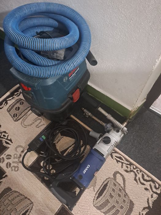Masina de carotat Carat si aspirator Bosch