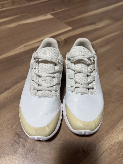 Дамски маратонки Under Armour