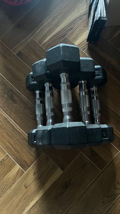 Гантели по  3 кг