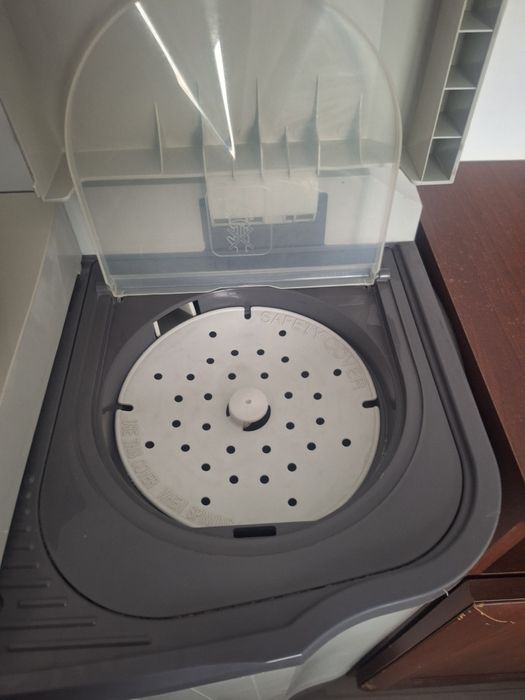 Продаётся стиральная машина полуавтомат