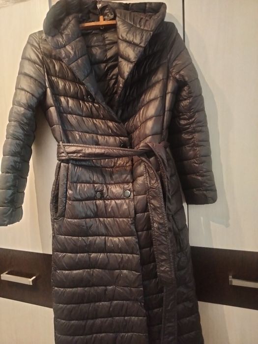 Продам женскую куртку плащ