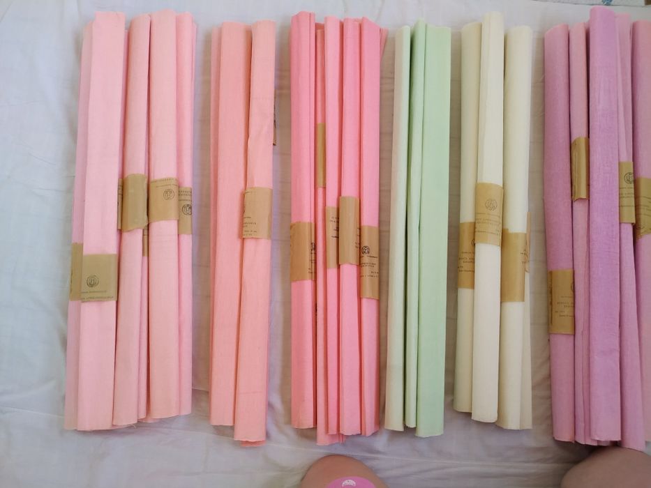 Креповая бумага светлых тонов