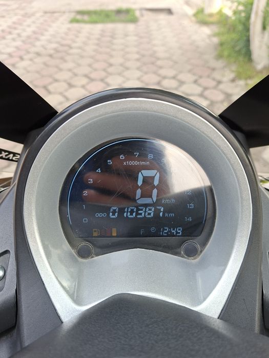 Продам скутер 2023 года