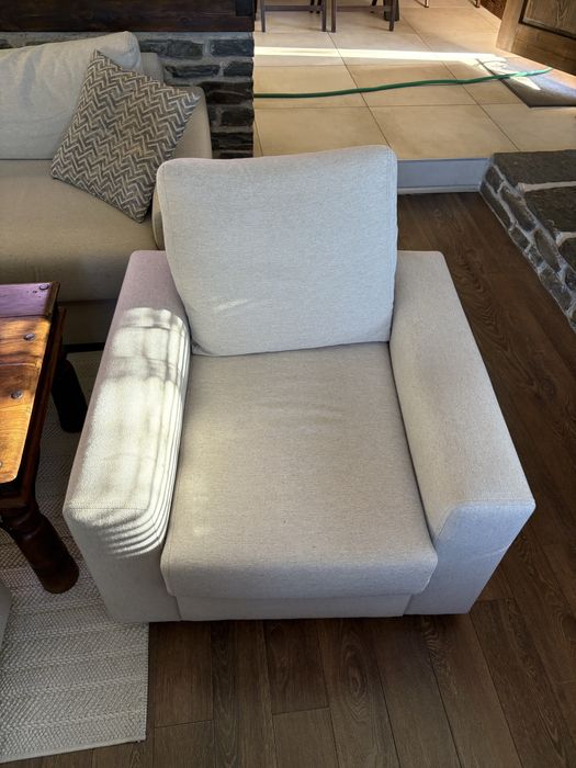 Диван с гарнитура на 1 година