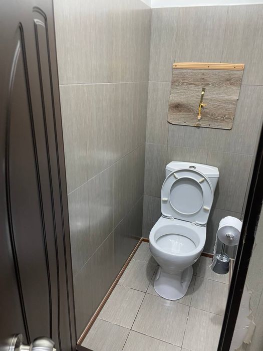 Продаю 3-х ком. Квартиру на ттз-1  возле 210 школы