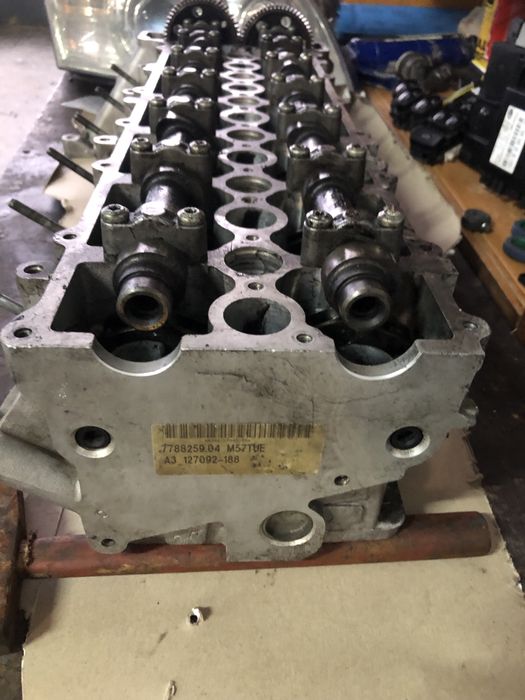 Глава за БМВ 218 кс 3.0 дизел