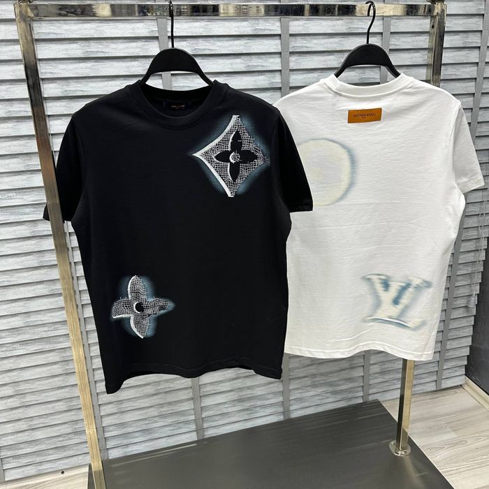 Мъжки тениски различни модели