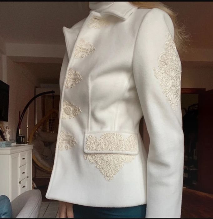 Sacou joyz alb cu broderie