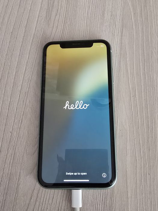 Продам iphone 11 128gb