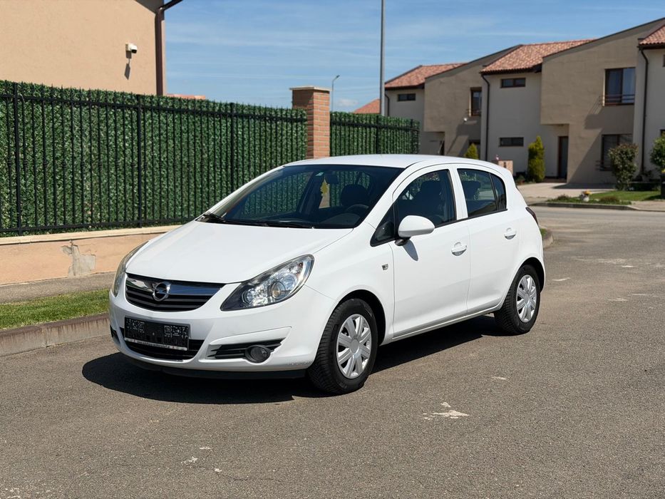 Opel Corsa Automat 1.2benzina