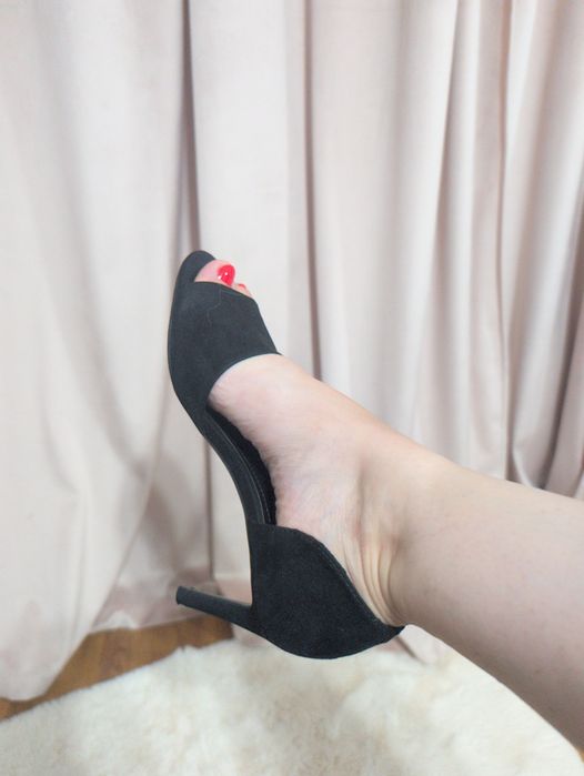 Sandale negre cu toc H&M, mărimea 37 – stare impecabilă