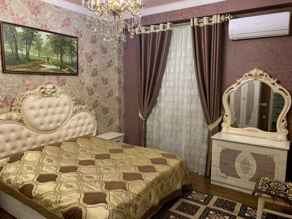 Сдам в Новосторойке, Чиланзар 6, метро Мирзо Улугбек, 3-х комнатная