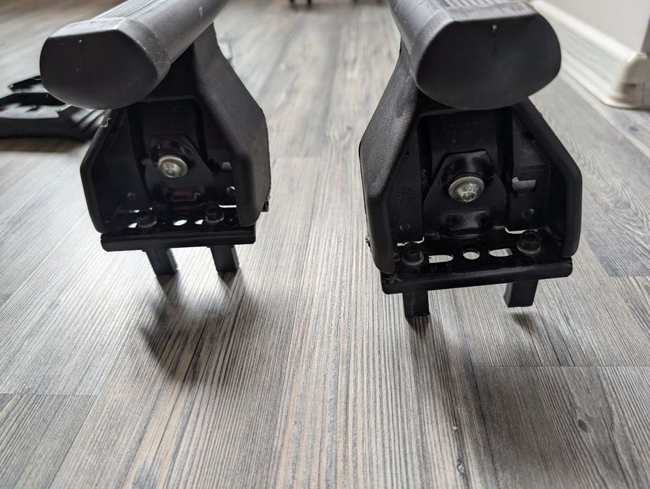 Напречни греди Menabo за Mercedes C (W204) и BMW модел Thule