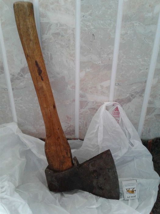 Топор б/у советский