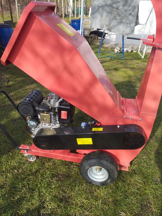 Дизелова дробилка за клони