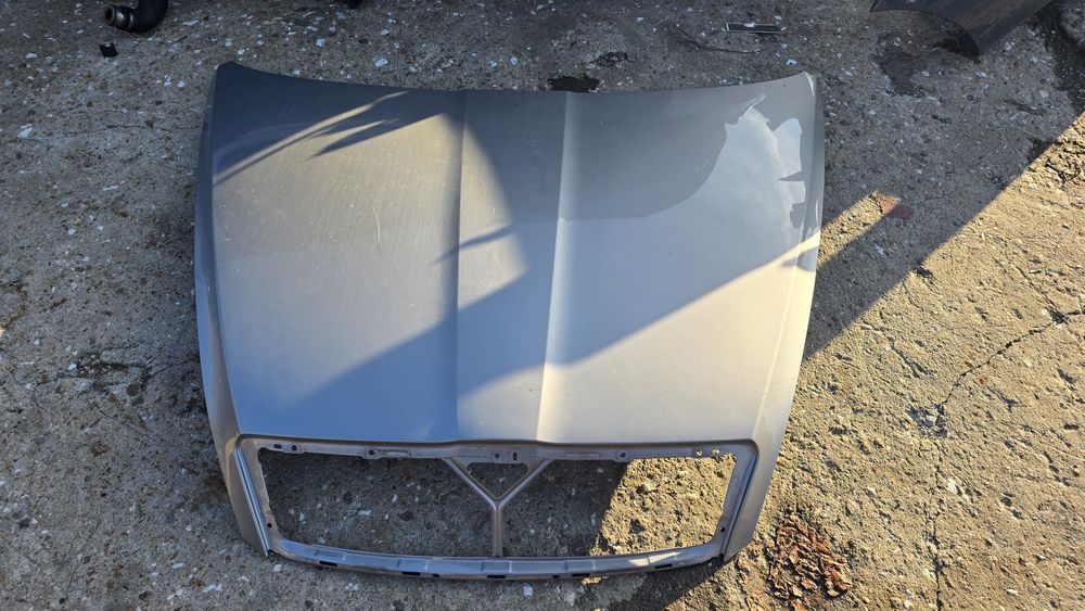 Преден капак Шкода Октавия 2