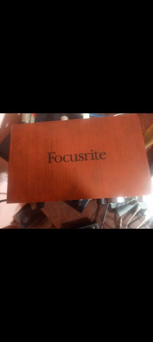 Звуковая карта FOCUSRITE