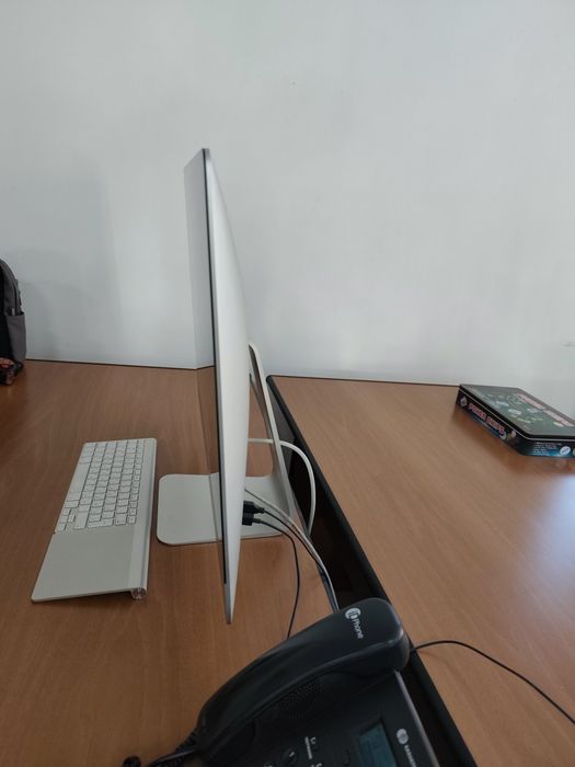 Продам iMac 27" диагональ, в хорошем состоянии
