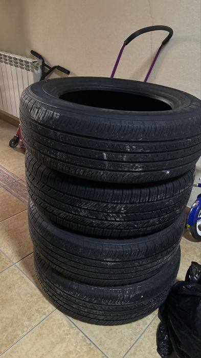 Продам шины 225/65/17