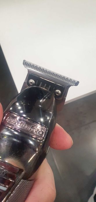 vând mașină contur BaByliss Pro