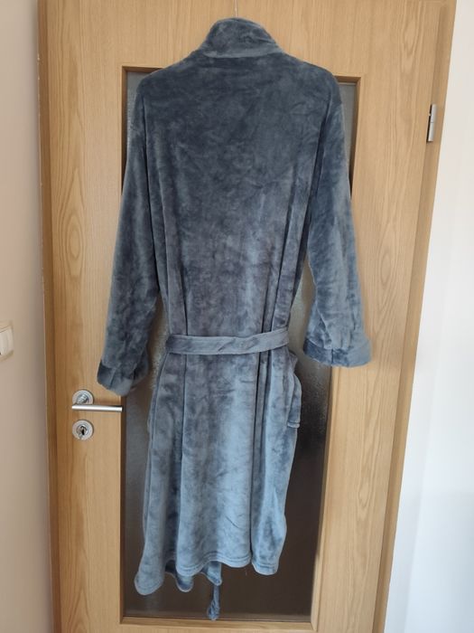 Мъжки пухен халат