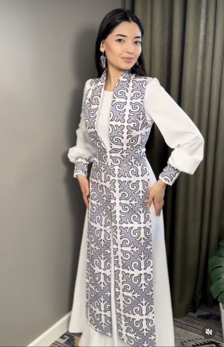 Роскошное платье