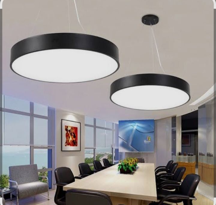 Zamonaviy LED plafon va lustralar
