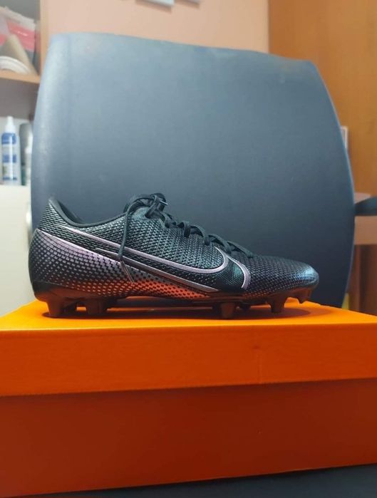 Оригинални Калеври Nike Mercurial