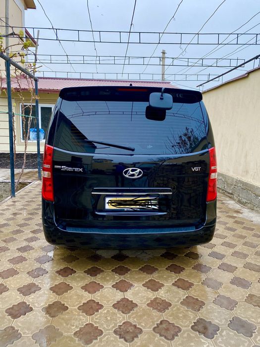Hunday Grand Starex sotiladi