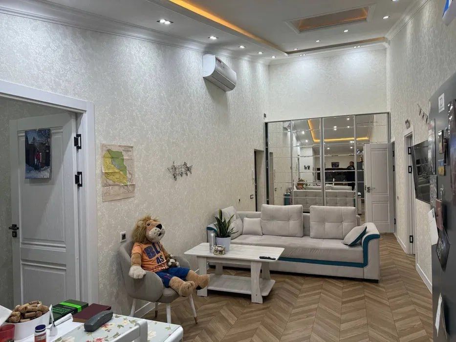 Сдается 2–х ком квартира на Максима Горького