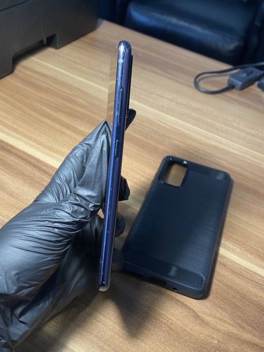 Samsung Galaxy s20 FE• 128 GB • Cloud Navy