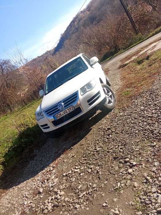 Vând w Touareg 2,5 automata