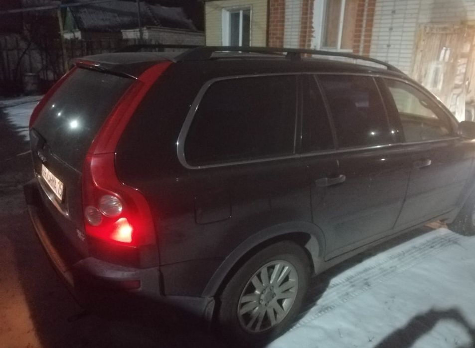 Продам машину Volvo