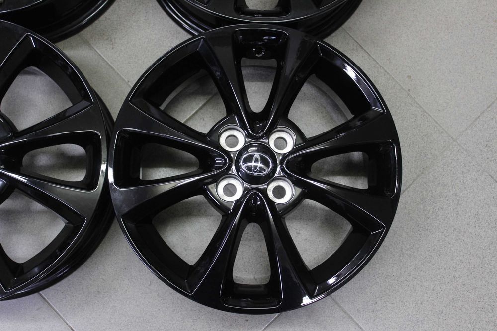 Нови оригинални джанти 15" Toyota Yaris (2011-2020)